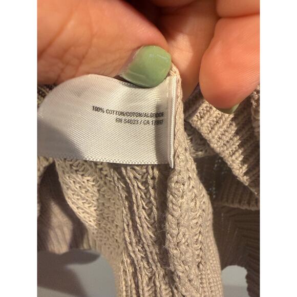 Old Navy Colorblock Knit Sweater - Picture 3 of 5